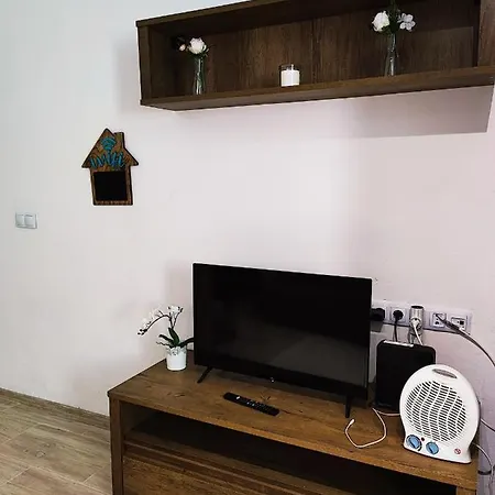 Apartament White Rose Studio Basement *
